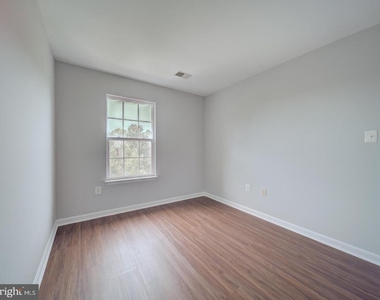8241 Humphrey Lane - Photo Thumbnail 39