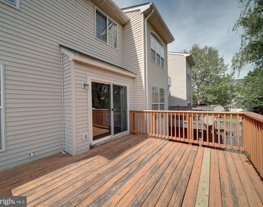8241 Humphrey Lane - Photo Thumbnail 28