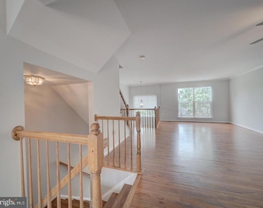 8241 Humphrey Lane - Photo Thumbnail 11
