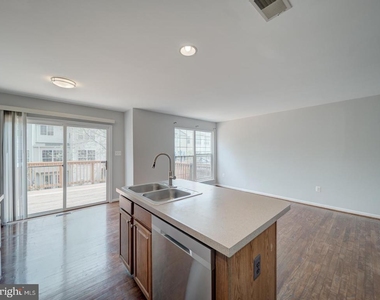 8241 Humphrey Lane - Photo Thumbnail 26