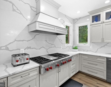 20589 Myers Place - Photo Thumbnail 9