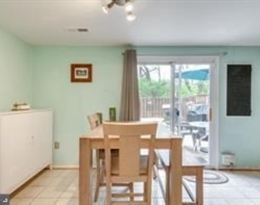 17 Devon Court - Photo Thumbnail 7