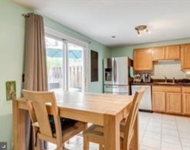 17 Devon Court - Photo Thumbnail 6