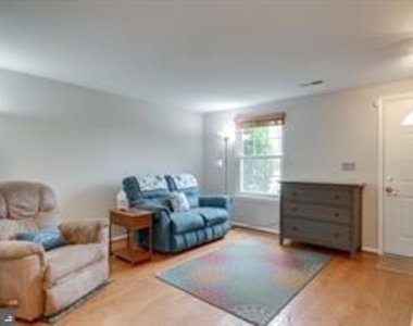 17 Devon Court - Photo Thumbnail 3