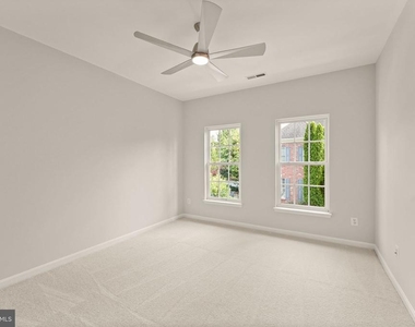 43620 Merchant Mill Terrace - Photo Thumbnail 57