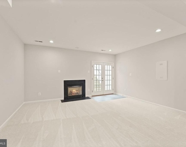 43620 Merchant Mill Terrace - Photo Thumbnail 71