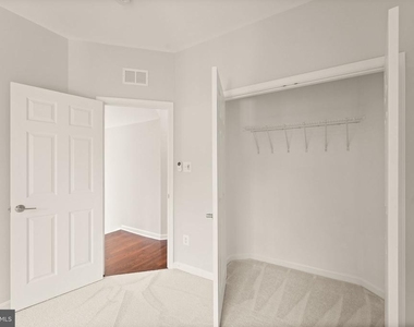 43620 Merchant Mill Terrace - Photo Thumbnail 59
