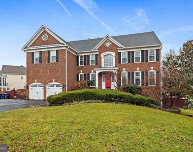 21922 Hyde Park Drive - Photo Thumbnail 47
