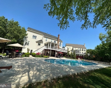 21922 Hyde Park Drive - Photo Thumbnail 44