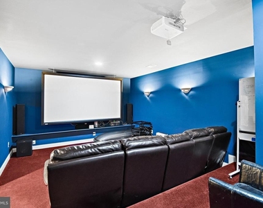 21922 Hyde Park Drive - Photo Thumbnail 32