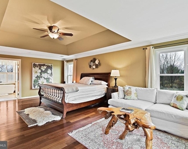 21922 Hyde Park Drive - Photo Thumbnail 22