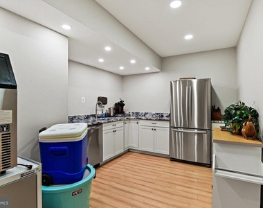21922 Hyde Park Drive - Photo Thumbnail 33