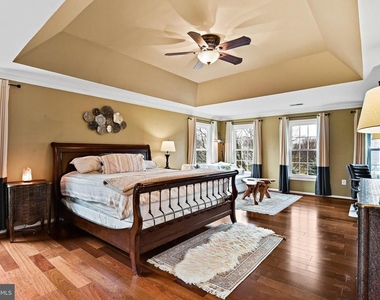 21922 Hyde Park Drive - Photo Thumbnail 21