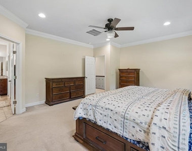 23847 Grayhaven Place - Photo Thumbnail 18