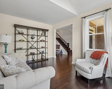 23847 Grayhaven Place - Photo Thumbnail 5