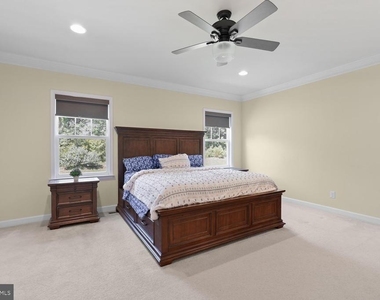 23847 Grayhaven Place - Photo Thumbnail 17