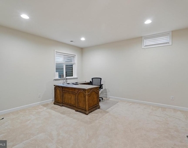 23847 Grayhaven Place - Photo Thumbnail 26