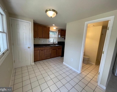 624-d Walker Road - Photo Thumbnail 3