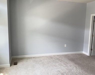 7224 Mountaineer Drive - Photo Thumbnail 23