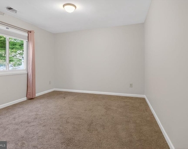 11306 Geddys Court - Photo Thumbnail 19