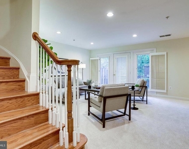 1601 Colonial Hills Drive - Photo Thumbnail 20