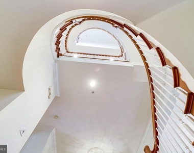 1601 Colonial Hills Drive - Photo Thumbnail 17