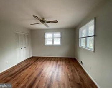 4807 Eaton Place - Photo Thumbnail 15