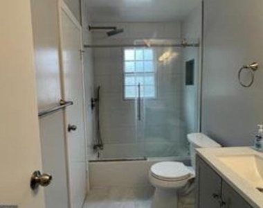 4807 Eaton Place - Photo Thumbnail 10