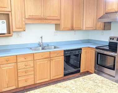 909 Cottage Street Sw - Photo Thumbnail 5