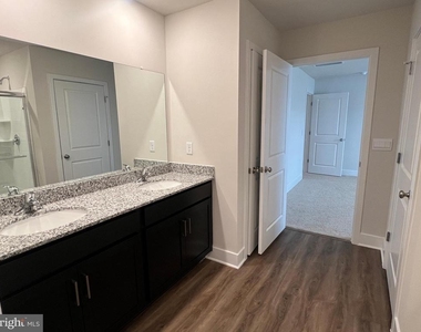 5195 Crooked Lane - Photo Thumbnail 14