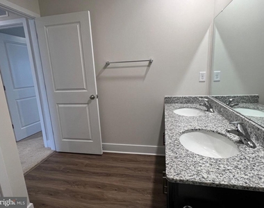 5195 Crooked Lane - Photo Thumbnail 21