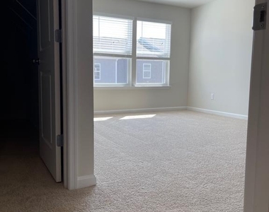 151 Tigney Drive - Photo Thumbnail 19