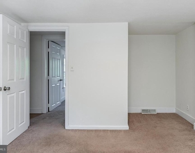 319 Wolfe Street - Photo Thumbnail 21