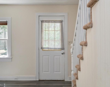 319 Wolfe Street - Photo Thumbnail 1