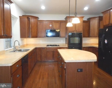 156 Standpipe Road - Photo Thumbnail 5