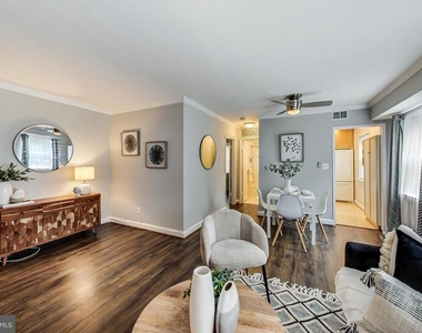 1303 N Ode Street - Photo Thumbnail 2