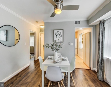 1303 N Ode Street - Photo Thumbnail 4