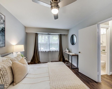 1303 N Ode Street - Photo Thumbnail 8