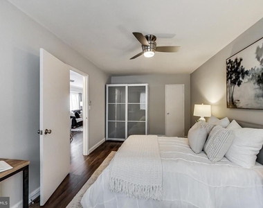 1303 N Ode Street - Photo Thumbnail 9
