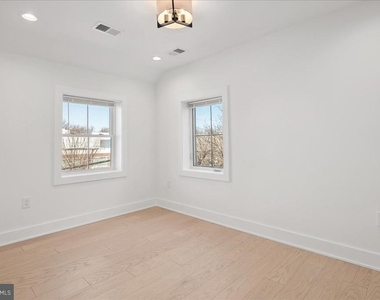 5224 28th Street N - Photo Thumbnail 43