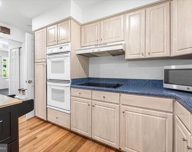4025 N River Street - Photo Thumbnail 15