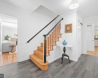 4025 N River Street - Photo Thumbnail 2