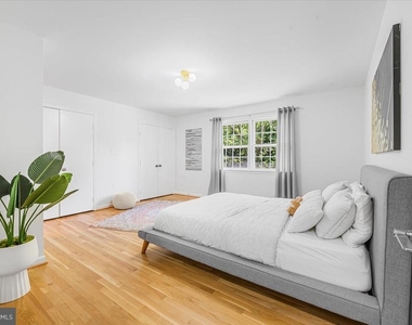 4025 N River Street - Photo Thumbnail 37