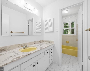 4025 N River Street - Photo Thumbnail 30