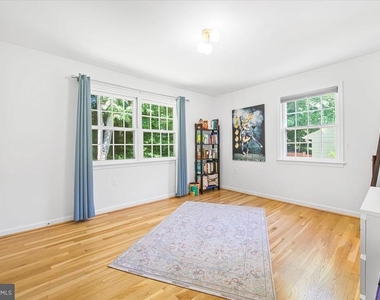 4025 N River Street - Photo Thumbnail 33