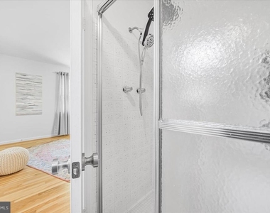 4025 N River Street - Photo Thumbnail 35