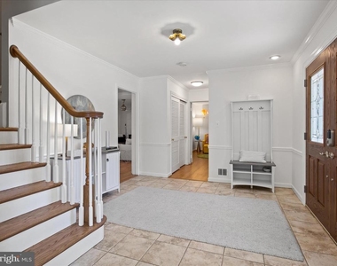 2606 N Quincy Street - Photo Thumbnail 6