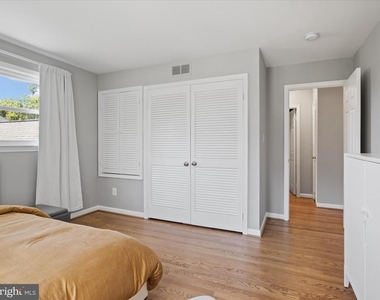 2606 N Quincy Street - Photo Thumbnail 34