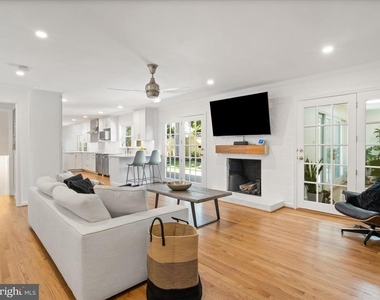 2606 N Quincy Street - Photo Thumbnail 24