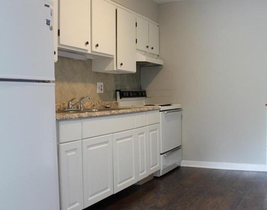 110 Griffith Road - Photo Thumbnail 1